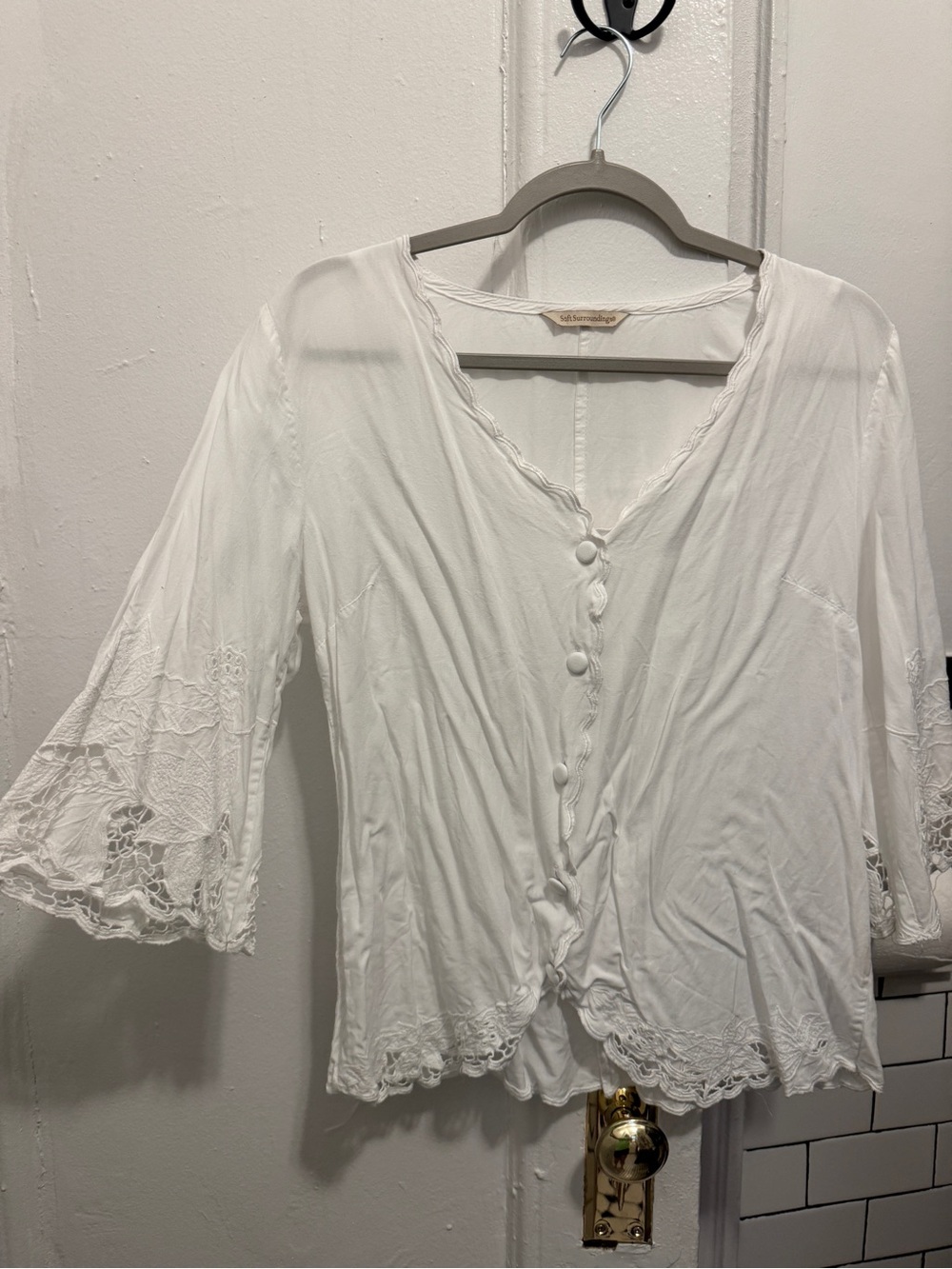 Women's Soft Surroundings White Lace-Trim Button Front Blouse